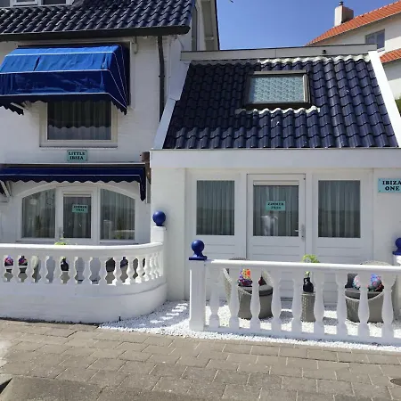 Little Ibiza 아파트 잔드보르트