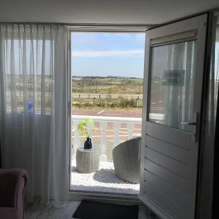 Little Ibiza 아파트 *